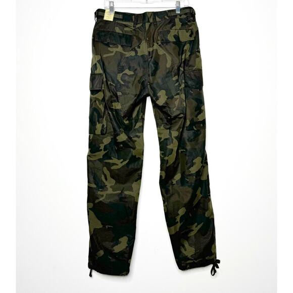 Wallace & Barnes Ripstop Brigade Cargo Pant in Woodland Camo Size 31W 32L - Picture 8 of 11